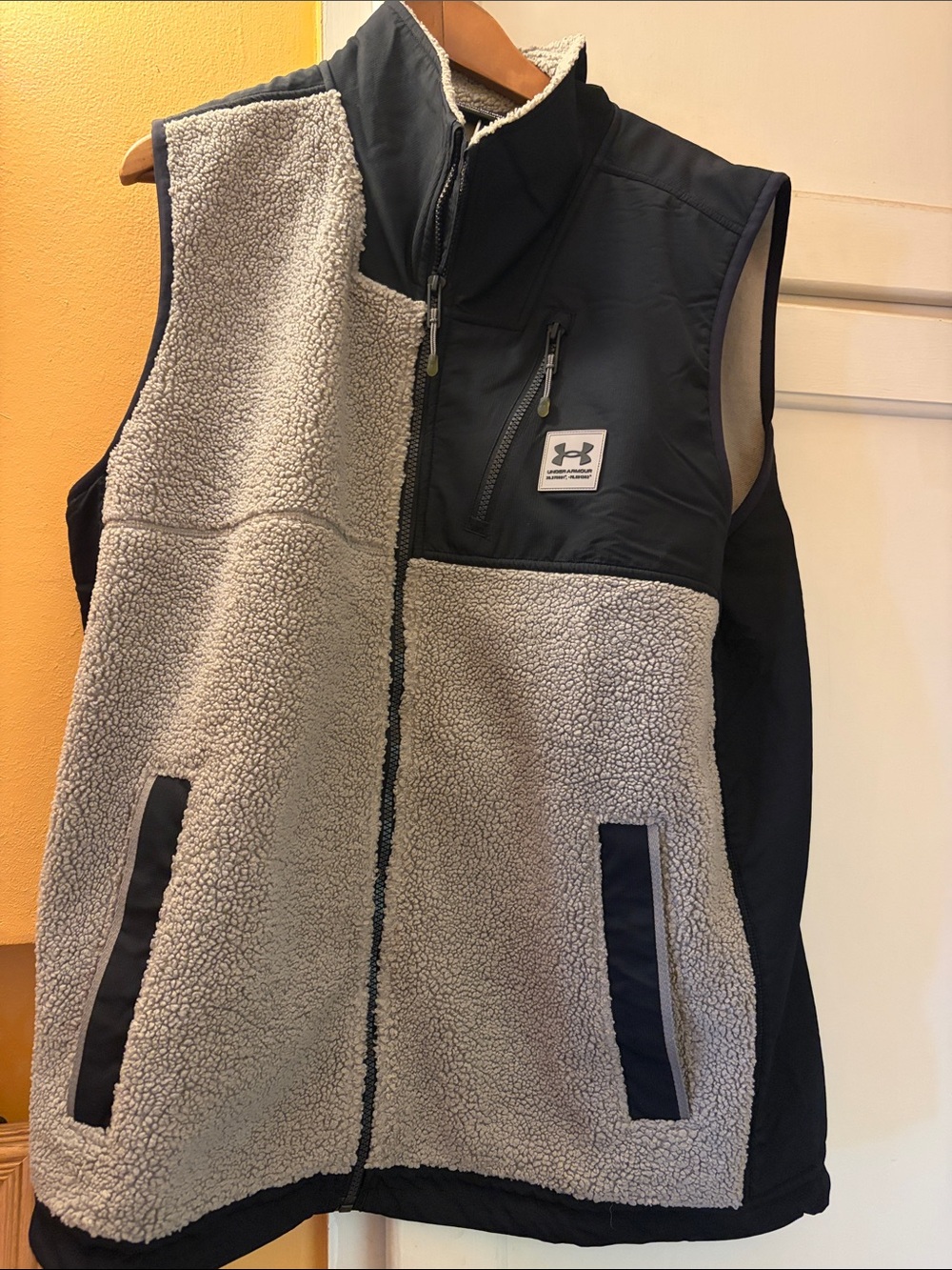 Under Armour Men’s Gray Sherpa Vest with Black Trim